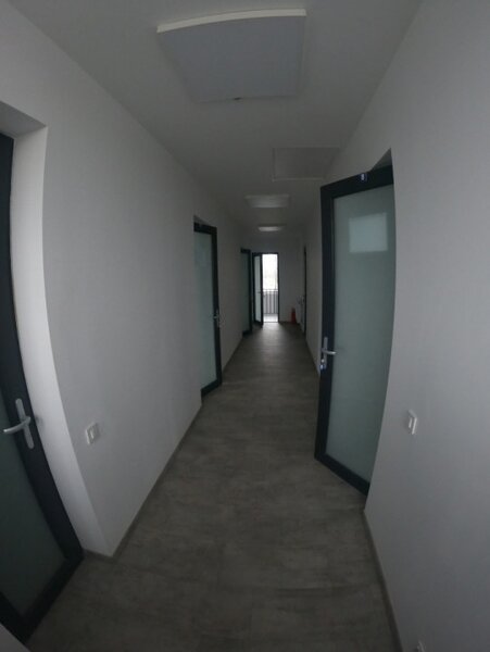 Cladire de birouri cu parcare privata 266 mp utili